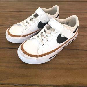 Nike Court Legacy Size 11.5C New In Box